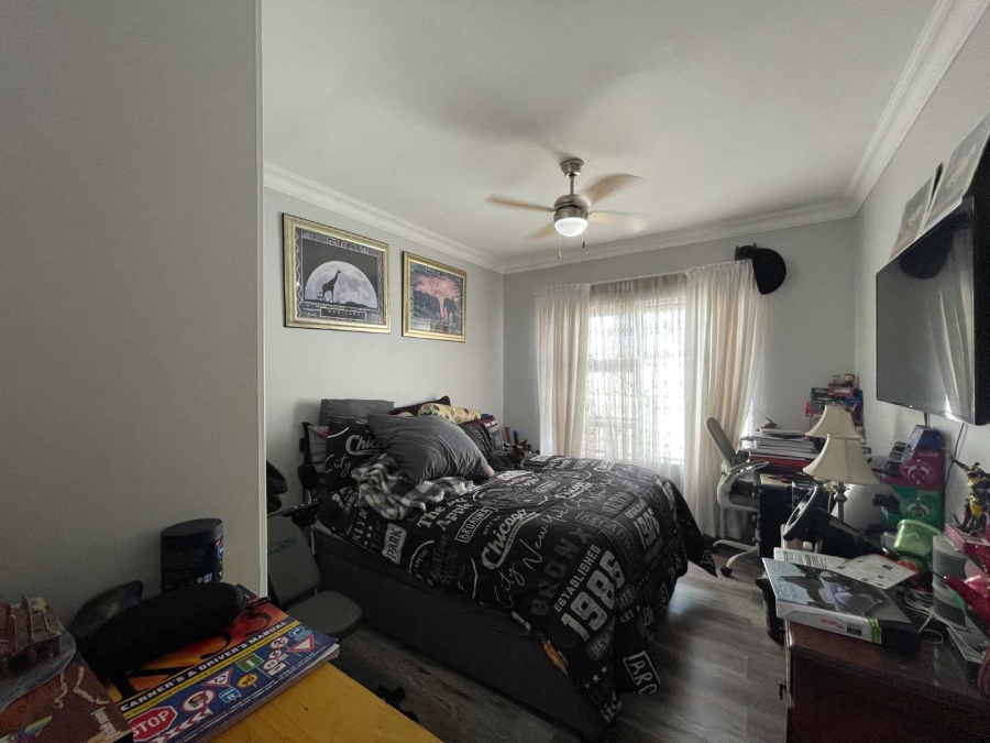 3 Bedroom Property for Sale in Seemeeu Park Western Cape